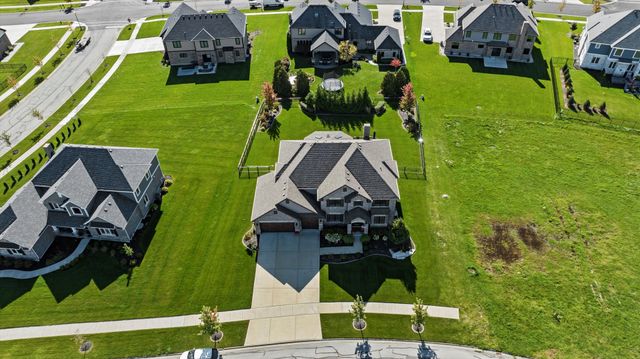 8613 High Stone Way, Frankfort, IL 60423