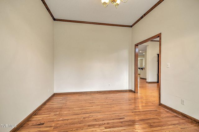 171 Rosecliff Drive, Fall Branch, TN 37656