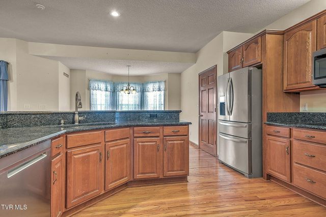 171 Rosecliff Drive, Fall Branch, TN 37656