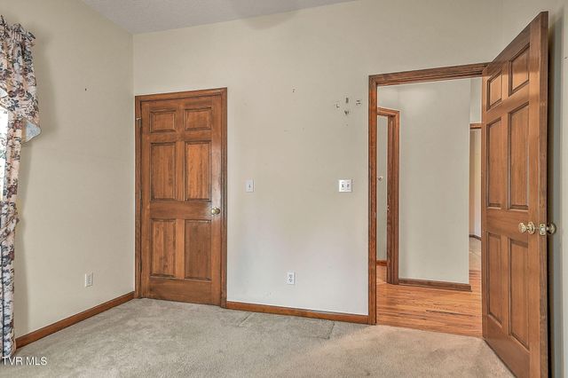 171 Rosecliff Drive, Fall Branch, TN 37656