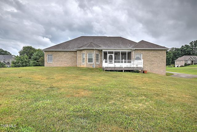 171 Rosecliff Drive, Fall Branch, TN 37656