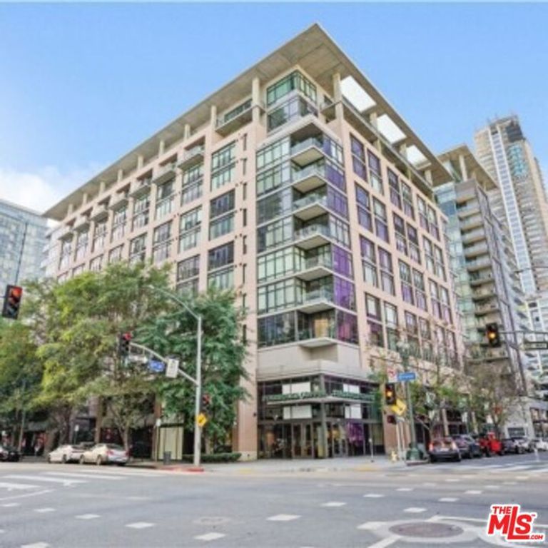 1111 S Grand Avenue 804, Los Angeles, CA 90015