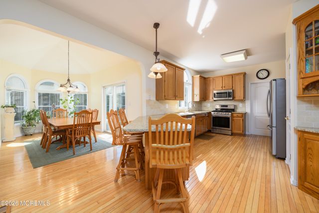 51 Outlook Lane, Freehold, NJ 07728