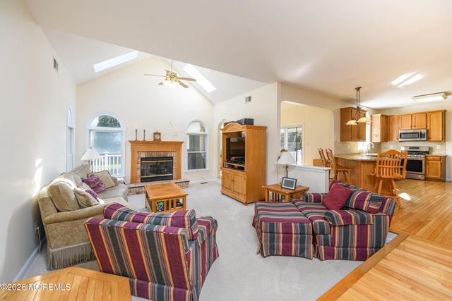 51 Outlook Lane, Freehold, NJ 07728