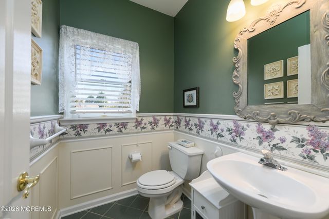 51 Outlook Lane, Freehold, NJ 07728