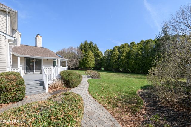 51 Outlook Lane, Freehold, NJ 07728