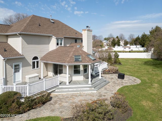 51 Outlook Lane, Freehold, NJ 07728