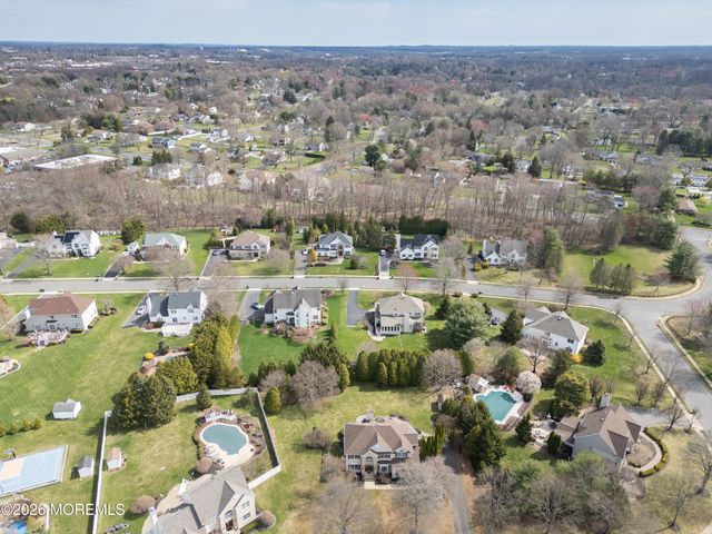 51 Outlook Lane, Freehold, NJ 07728