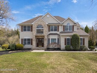 51 Outlook Lane, Freehold, NJ 07728