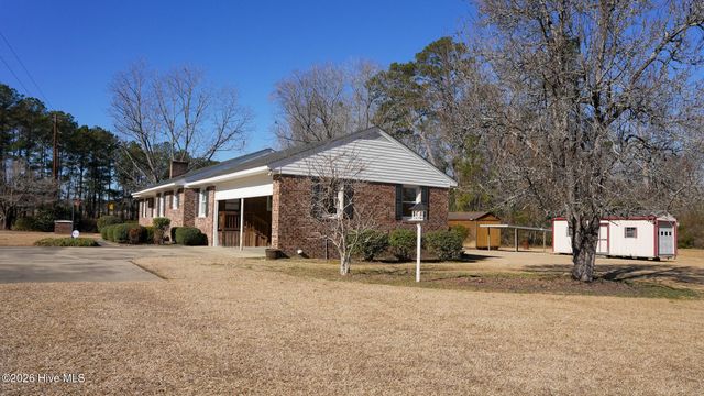 291 Whitehall Road, Whiteville, NC 28472