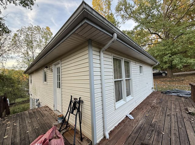 1309 S 9th Street, Ozark, MO 65721