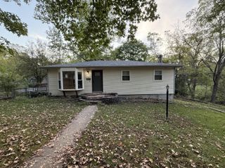 1309 S 9th Street, Ozark, MO 65721