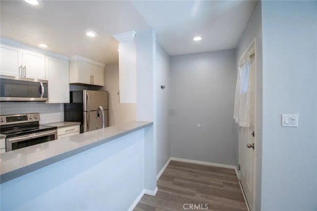 25715 Hogan Drive B7, Valencia, CA 91355