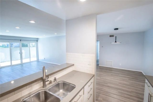 25715 Hogan Drive B7, Valencia, CA 91355