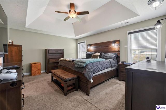 2561 Kensington Way, Elizabethtown, KY 42701