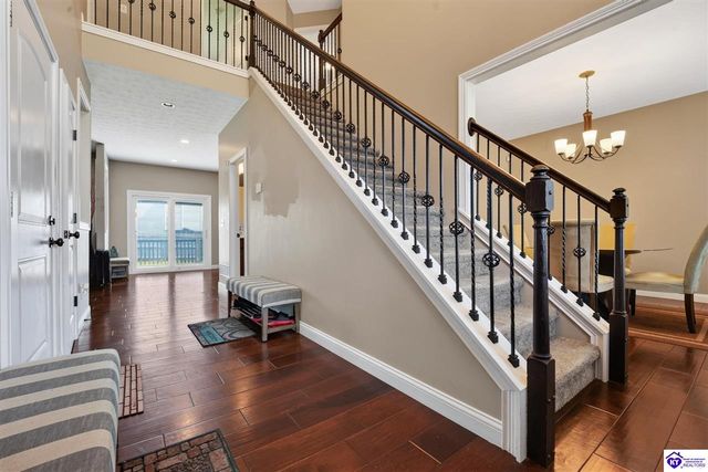 2561 Kensington Way, Elizabethtown, KY 42701