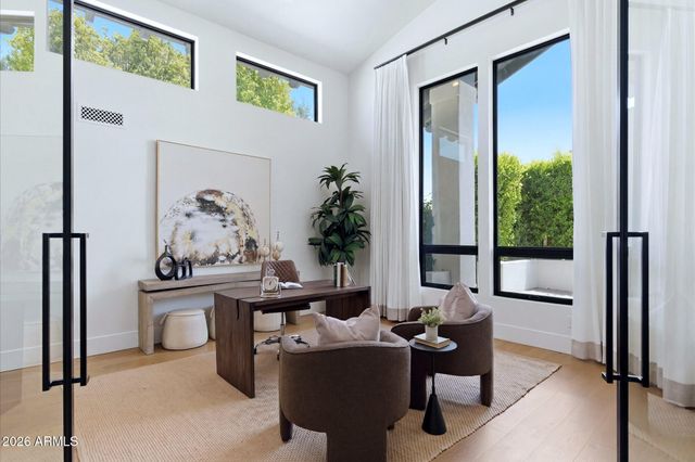 7410 E SAN MIGUEL Avenue, Scottsdale, AZ 85250