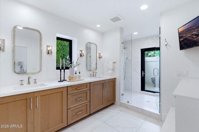 7410 E SAN MIGUEL Avenue, Scottsdale, AZ 85250