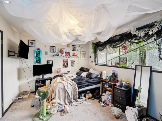 2227 Se 70TH Ave, Portland, OR 97215