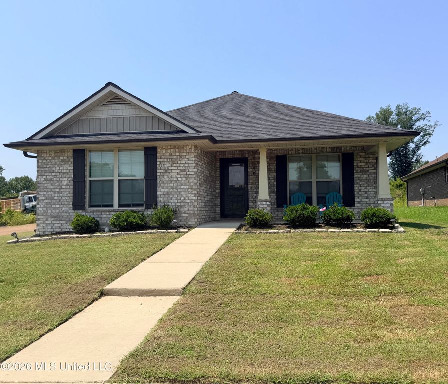 8673 Kimberly Dawn Drive, Southaven, MS 38671
