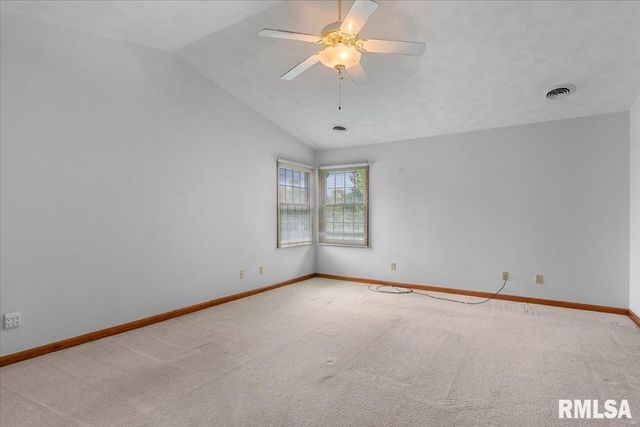 2201 Checkerberry Lane, Springfield, IL 62711