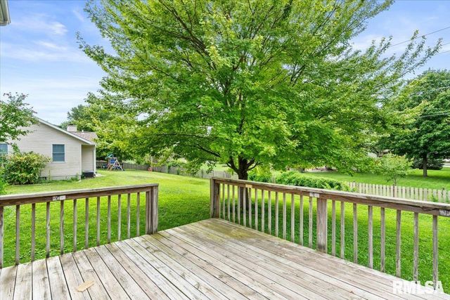 2201 Checkerberry Lane, Springfield, IL 62711