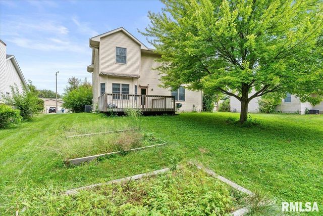 2201 Checkerberry Lane, Springfield, IL 62711