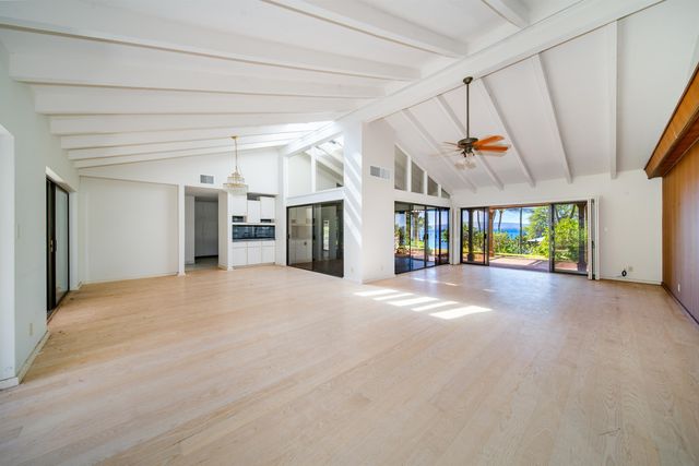 4584 Makena Rd, Kihei, HI 96753