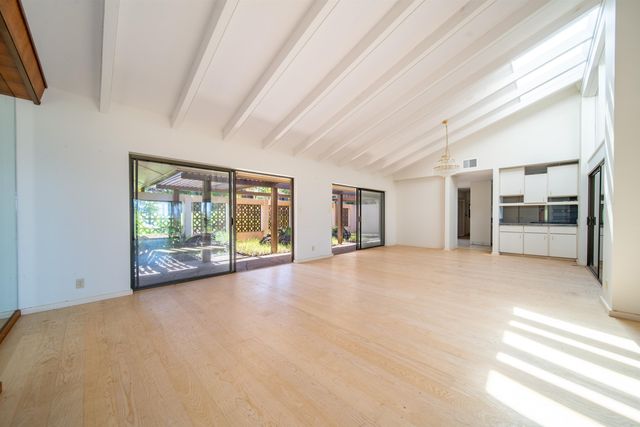 4584 Makena Rd, Kihei, HI 96753