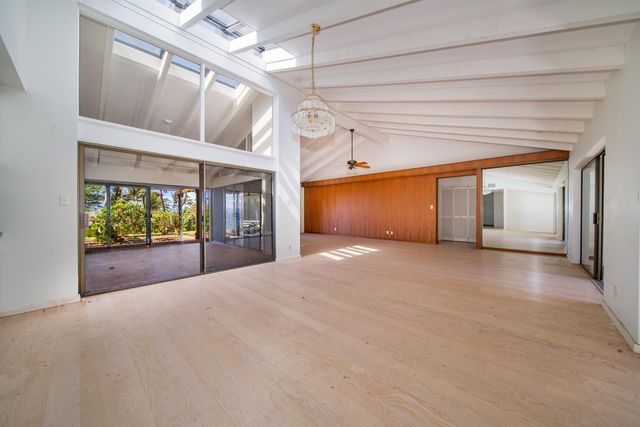 4584 Makena Rd, Kihei, HI 96753