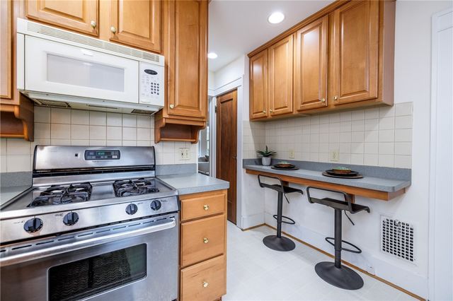 114 Elmerston Road, Rochester, NY 14620