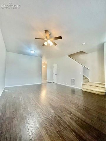 2146 Creekridge Point, Colorado Springs, CO 80910