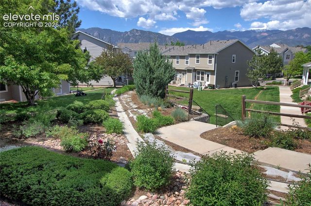 2146 Creekridge Point, Colorado Springs, CO 80910