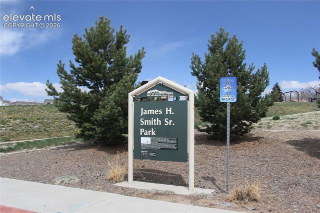 2146 Creekridge Point, Colorado Springs, CO 80910
