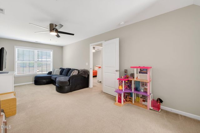 1027 Bridlemine Drive, Fuquay Varina, NC 27526