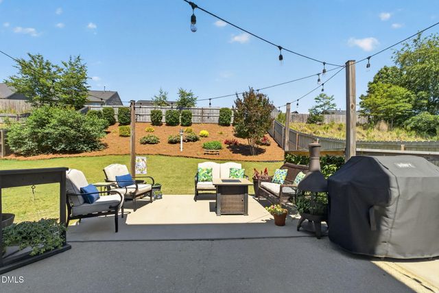 1027 Bridlemine Drive, Fuquay Varina, NC 27526