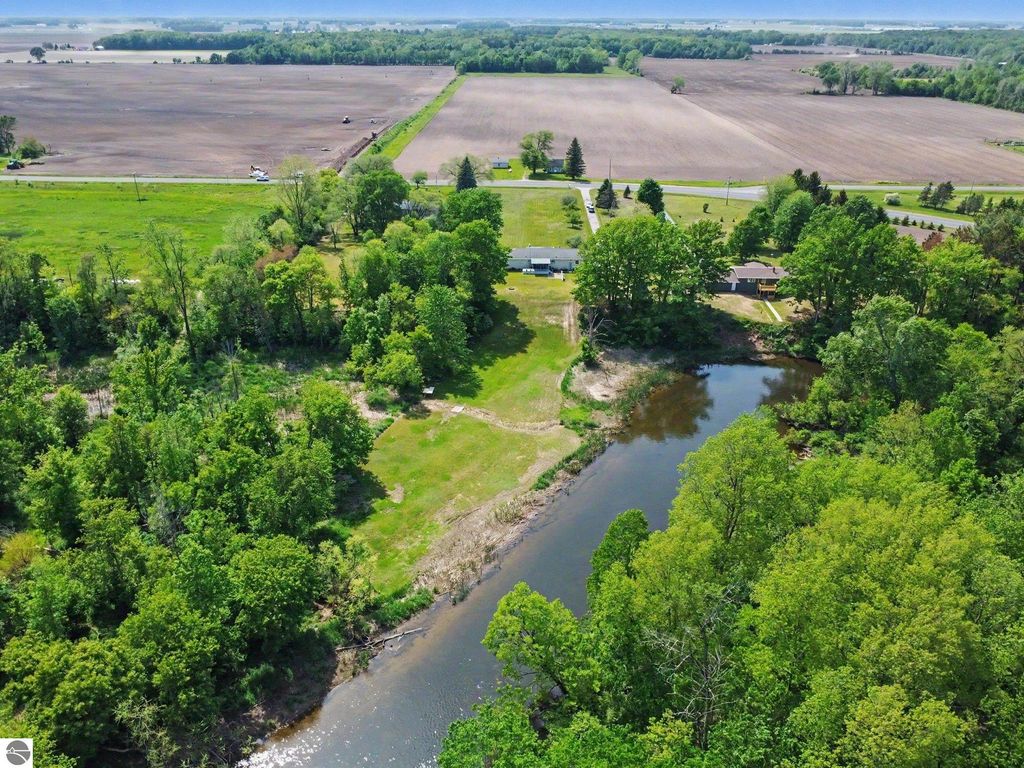 Image 53 of property listing at 4389 Pine River Road, St Louis, MI 48880