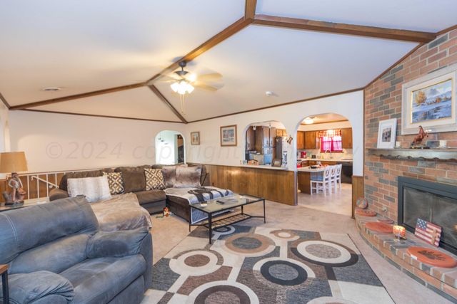 118 W VALENCIA Drive, Amarillo, TX 79118