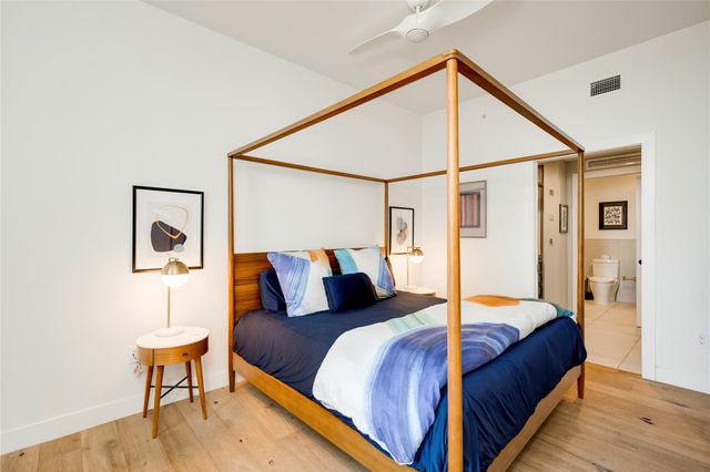 70 Rainey ST 1310, Austin, TX 78701