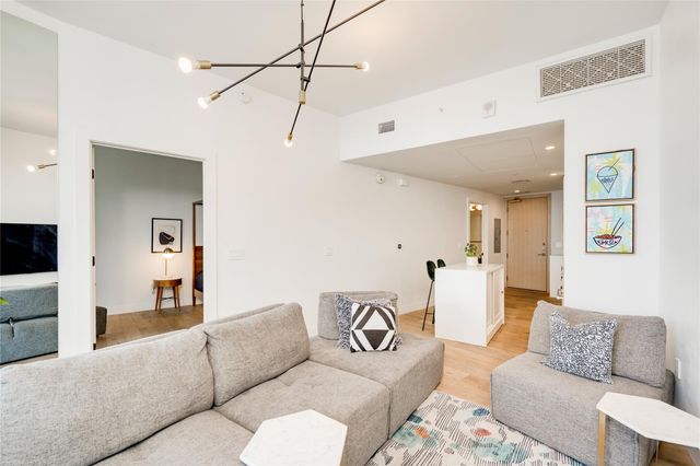 70 Rainey ST 1310, Austin, TX 78701