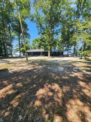 510 SLOAN DR, Cherokee, AL 35616