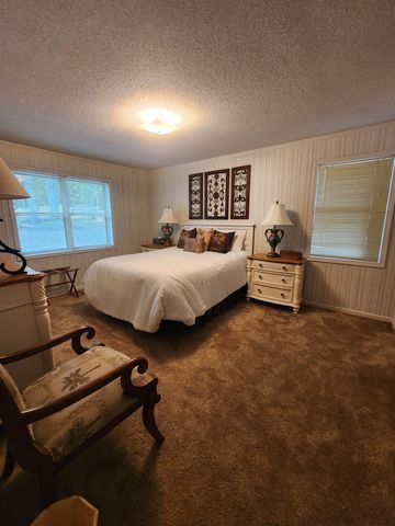 510 SLOAN DR, Cherokee, AL 35616