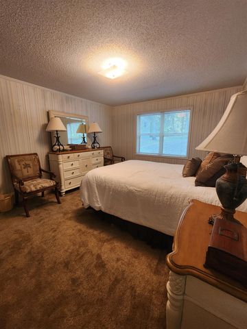 510 SLOAN DR, Cherokee, AL 35616