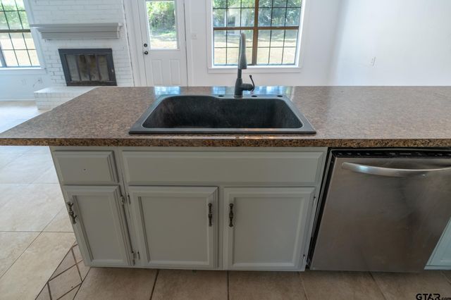 17551 Kristopher Cir, Whitehouse, TX 75791