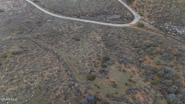 Vic High Spring Tierra S, Palmdale, CA 93551