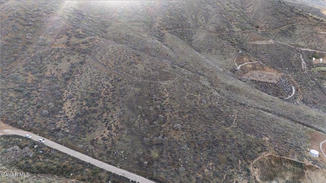 Vic High Spring Tierra S, Palmdale, CA 93551