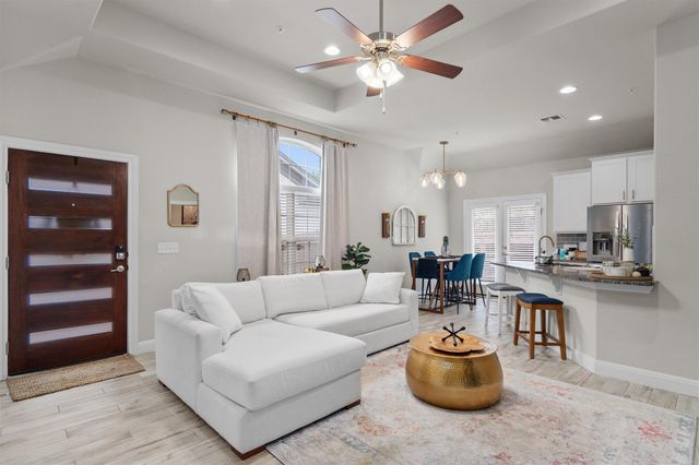 127 Thelonious DR 1501, Austin, TX 78745