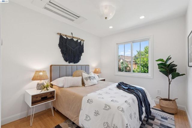 15915 Via Toledo, San Lorenzo, CA 94580