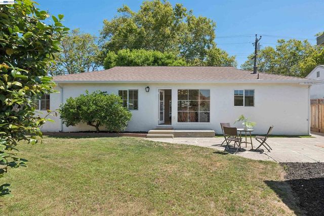 15915 Via Toledo, San Lorenzo, CA 94580