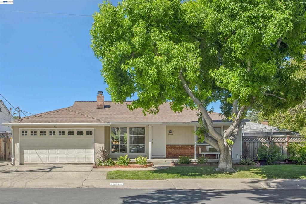 Image 1 of property listing at 15915 Via Toledo, San Lorenzo, CA 94580